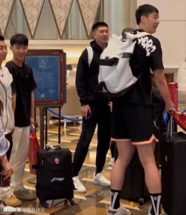那么，“话疗”究竟是 《不说话的爱》：如何评价张艺兴的颠覆演绎？